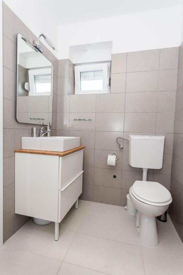 Studio Apartment Dada Primošten Eksteriør bilde